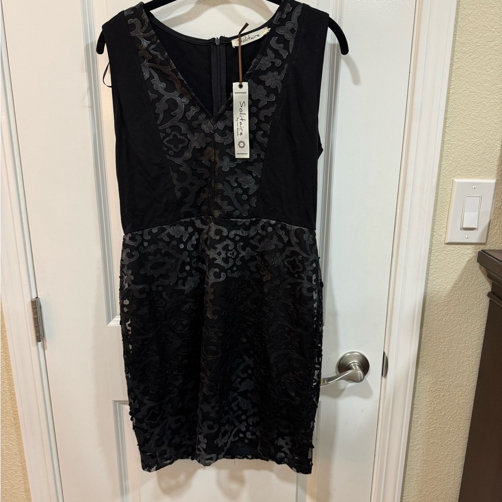 Solitaire Elegant Black Floral Mini Dress